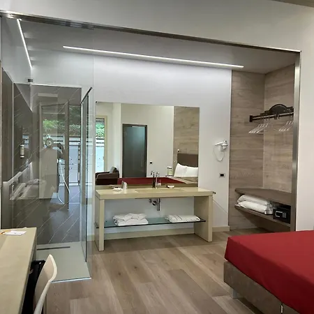 Aparthotel Luna 3*