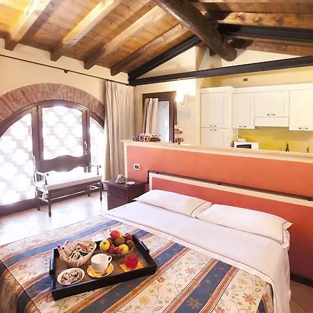 Aparthotel Luna 3*